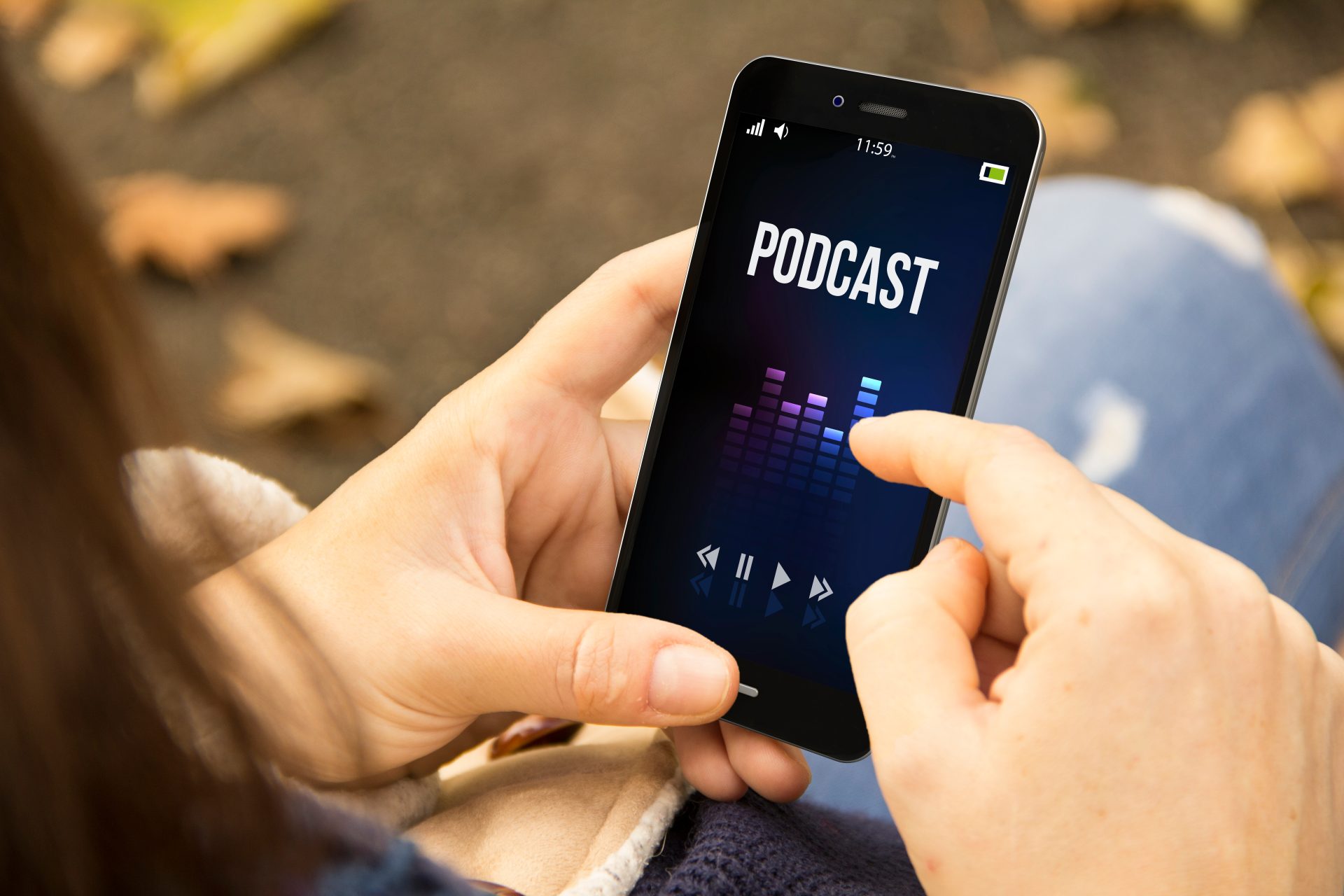 15 Podcast Cover Art Ideas So Good They’ll Have to Subscribe